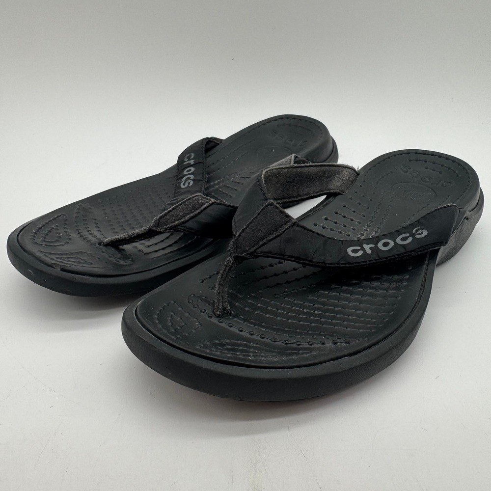 Crocs Yukon Women's Size 8 Black Leather Flip Flop Thong Sandals Comfort